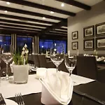 Hotel Parkhotel Wittekindshof 4*