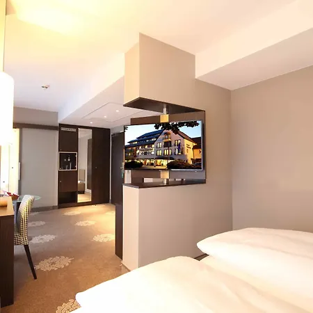 Parkhotel Wittekindshof Otel 4*