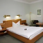 Hotel Parkhotel Wittekindshof 4*