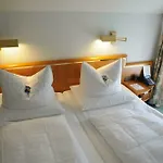 Hotel Parkhotel Wittekindshof 4*