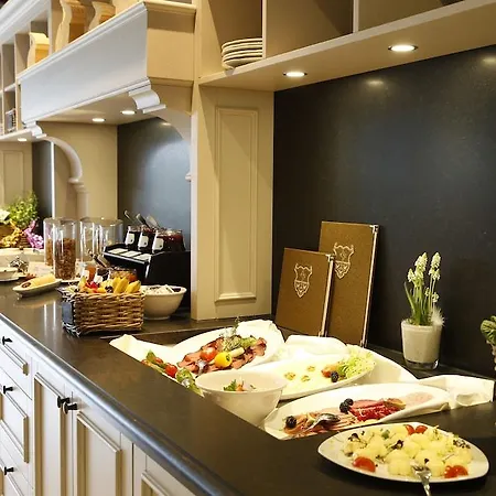 Отель Parkhotel Wittekindshof 4*