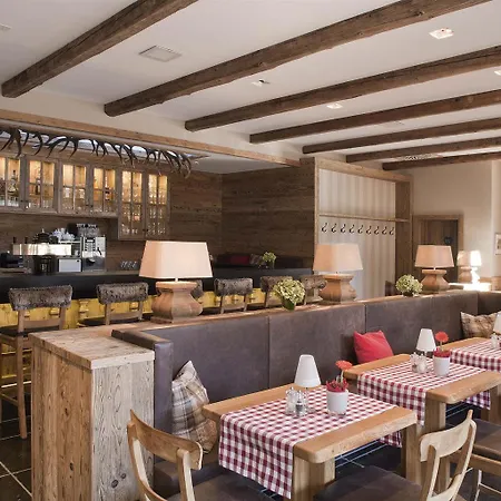 Parkhotel Wittekindshof Отель 4*