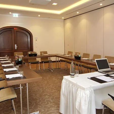 Отель Parkhotel Wittekindshof