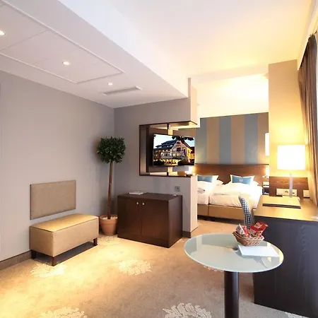 호텔 Parkhotel Wittekindshof 4*