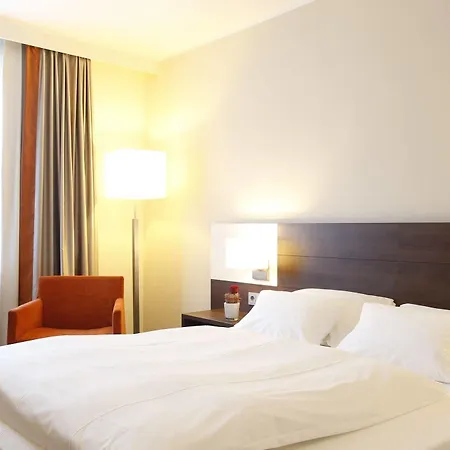 Отель Parkhotel Wittekindshof