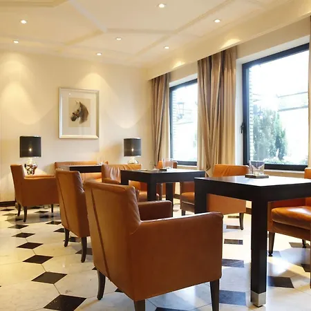 Отель Parkhotel Wittekindshof 4*