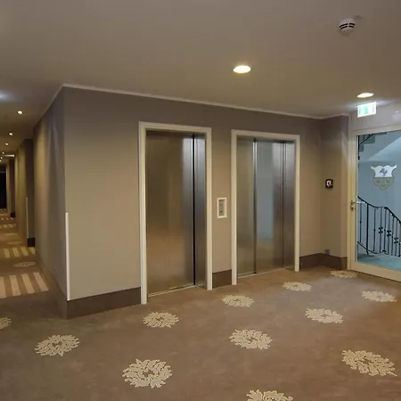 Отель Parkhotel Wittekindshof 4*
