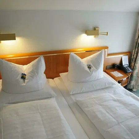 호텔 Parkhotel Wittekindshof 4*