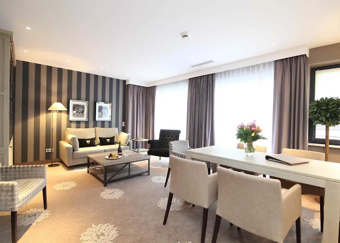 威特金德索夫公园酒店