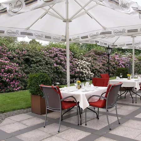 Отель Parkhotel Wittekindshof 4*